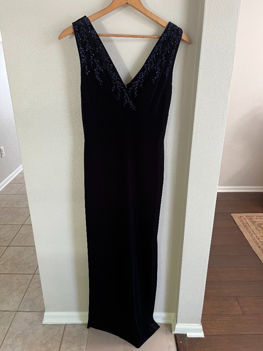 Reggio Velour V-Neck Dress with Double Slit and Beaded Embroidery in Navy